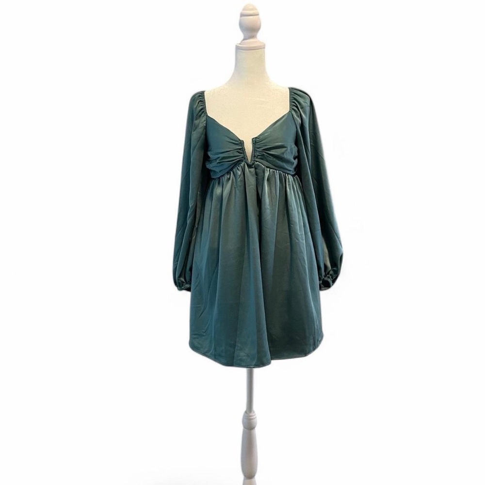 Elegant Teal Long Sleeve Dress